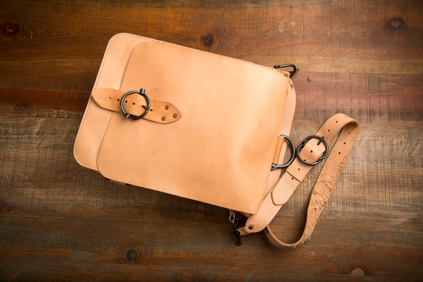 Signature Satchel, Cloverdale Edition
